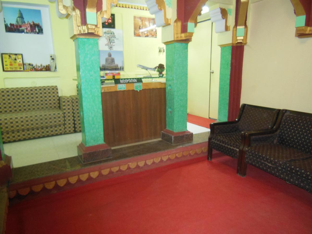 Shiva Inn Waranasi Zewnętrze zdjęcie